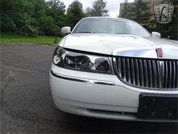 2001 Lincoln Town Car (CC-1876375) for sale in O'Fallon, Illinois