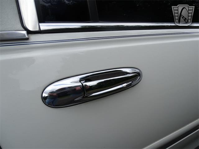 2001 Lincoln Town Car (CC-1876375) for sale in O'Fallon, Illinois