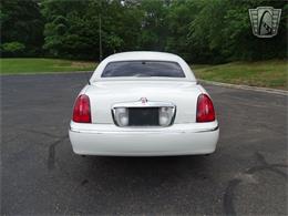 2001 Lincoln Town Car (CC-1876375) for sale in O'Fallon, Illinois