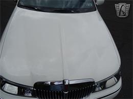 2001 Lincoln Town Car (CC-1876375) for sale in O'Fallon, Illinois