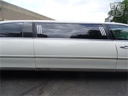 2001 Lincoln Town Car (CC-1876375) for sale in O'Fallon, Illinois
