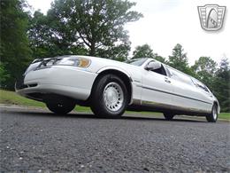 2001 Lincoln Town Car (CC-1876375) for sale in O'Fallon, Illinois