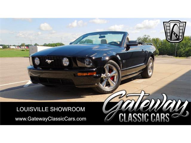 2006 Ford Mustang (CC-1876953) for sale in O'Fallon, Illinois