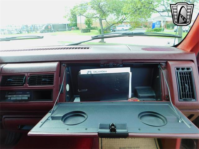 1993 Chevrolet Cheyenne (CC-1878972) for sale in O'Fallon, Illinois