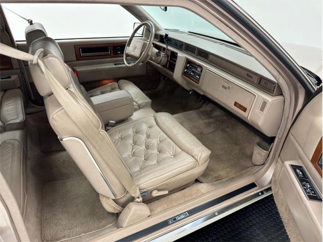 1990 Cadillac Fleetwood (CC-1879107) for sale in Morgantown, Pennsylvania