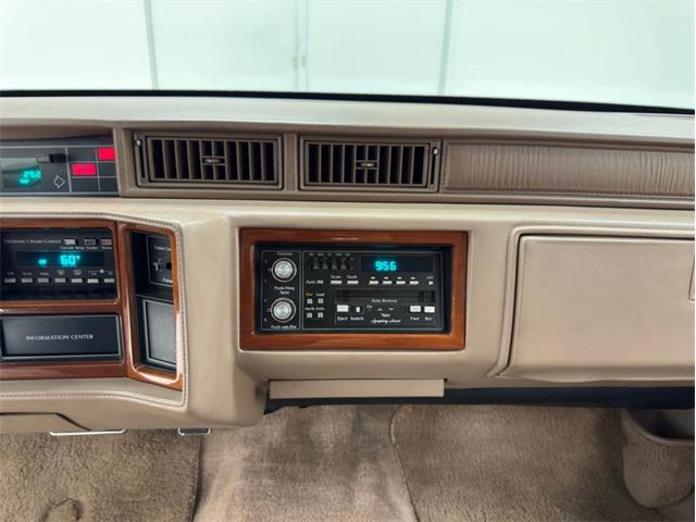 1990 Cadillac Fleetwood (CC-1879107) for sale in Morgantown, Pennsylvania