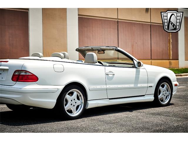 2002 Mercedes-Benz CLK320 (CC-1879207) for sale in O'Fallon, Illinois