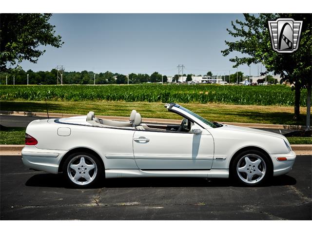 2002 Mercedes-Benz CLK320 (CC-1879207) for sale in O'Fallon, Illinois