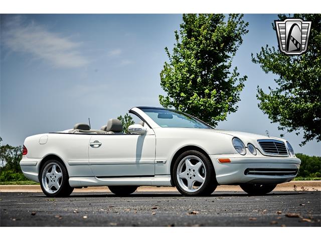 2002 Mercedes-Benz CLK320 (CC-1879207) for sale in O'Fallon, Illinois