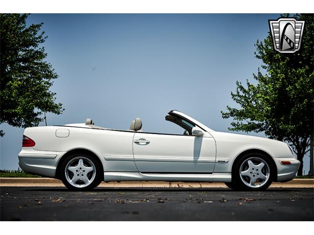 2002 Mercedes-Benz CLK320 (CC-1879207) for sale in O'Fallon, Illinois