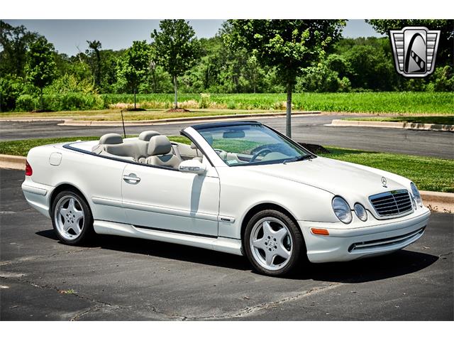 2002 Mercedes-Benz CLK320 (CC-1879207) for sale in O'Fallon, Illinois