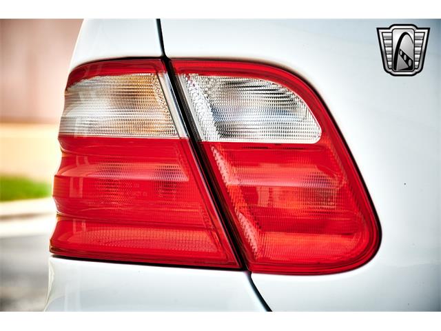 2002 Mercedes-Benz CLK320 (CC-1879207) for sale in O'Fallon, Illinois