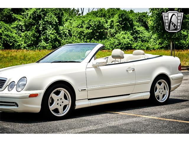 2002 Mercedes-Benz CLK320 (CC-1879207) for sale in O'Fallon, Illinois