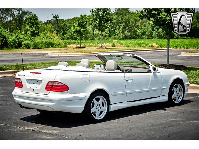 2002 Mercedes-Benz CLK320 (CC-1879207) for sale in O'Fallon, Illinois