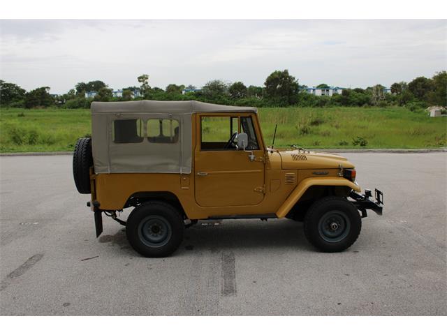 1972 Toyota Land Cruiser (CC-1882680) for sale in O'Fallon, Illinois