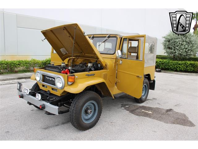 1972 Toyota Land Cruiser (CC-1882680) for sale in O'Fallon, Illinois