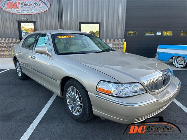 2006 Lincoln Town Car (CC-1882718) for sale in Mooresville, North Carolina