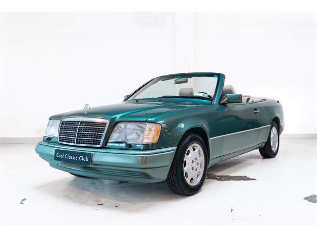 1994 Mercedes-Benz 320A (CC-1884094) for sale in Naarden, Noord Holland