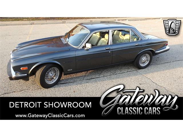 1983 Jaguar XJ6 (CC-1884214) for sale in O'Fallon, Illinois