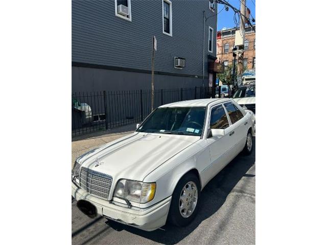 1995 Mercedes-Benz E320 (CC-1884913) for sale in Cadillac, Michigan