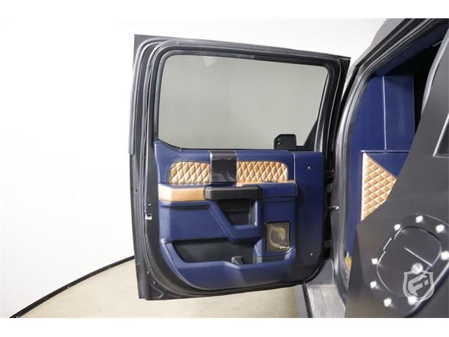 2018 Ford Custom (CC-1885637) for sale in Chatsworth, California