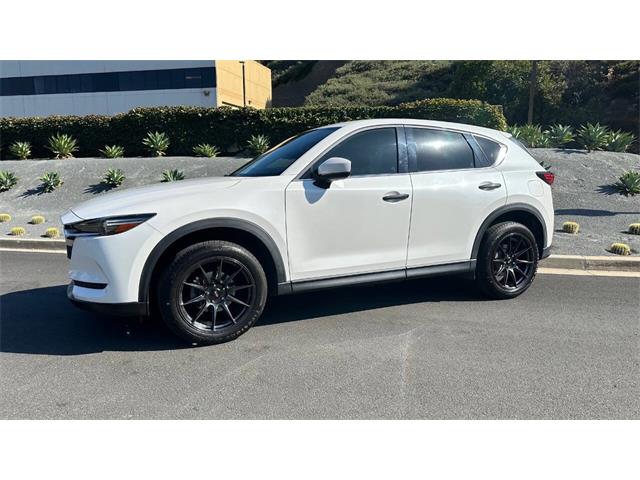 2017 Mazda CX-5 (CC-1885869) for sale in Thousand Oaks, California