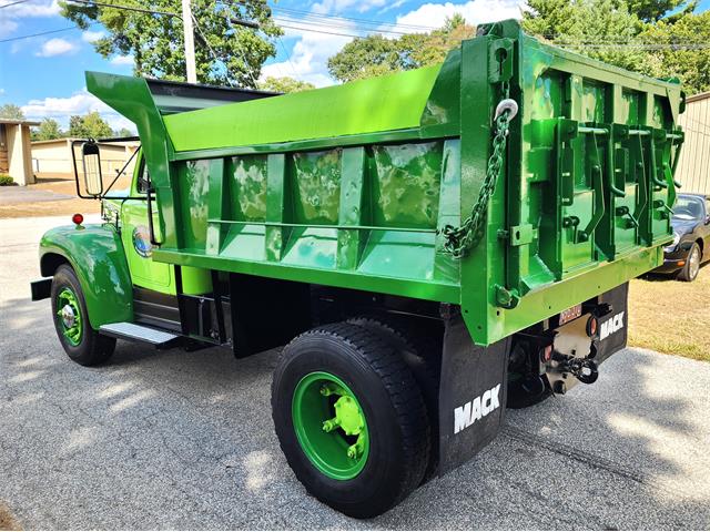 1959 Mack Truck (CC-1886119) for sale in hopedale, Massachusetts