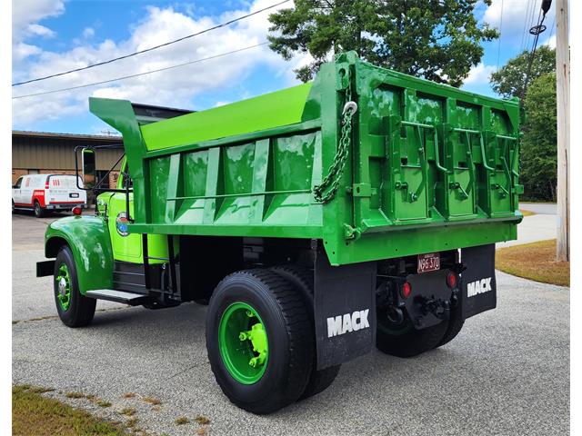 1959 Mack Truck (CC-1886119) for sale in hopedale, Massachusetts