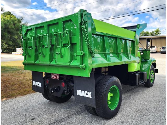 1959 Mack Truck (CC-1886119) for sale in hopedale, Massachusetts