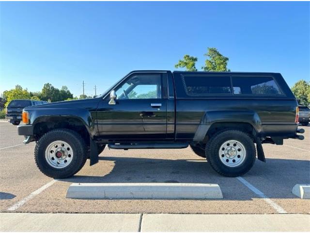 1987 Toyota Pickup (CC-1887211) for sale in Cadillac, Michigan