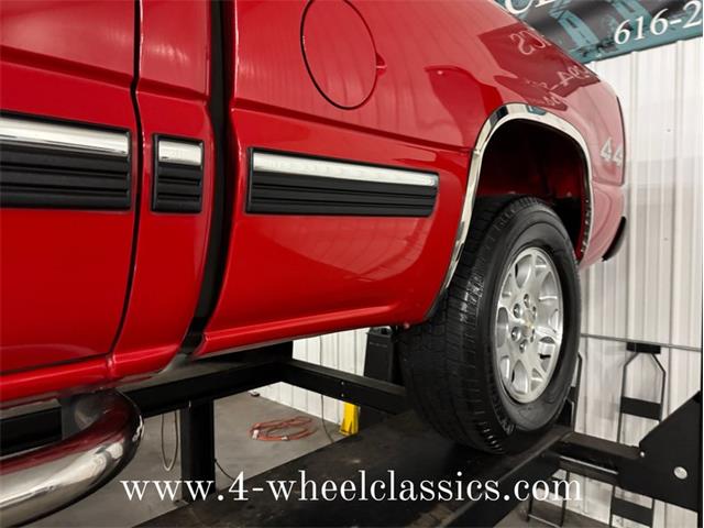 2000 Chevrolet Silverado (CC-1887885) for sale in Holland , Michigan