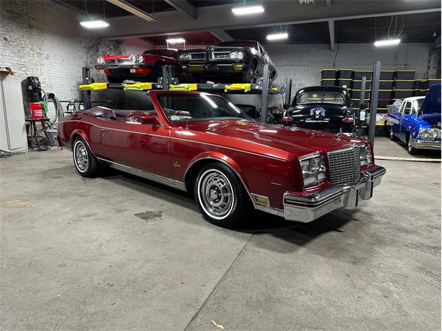 1982 Buick Riviera (CC-1880084) for sale in Charlton, Massachusetts