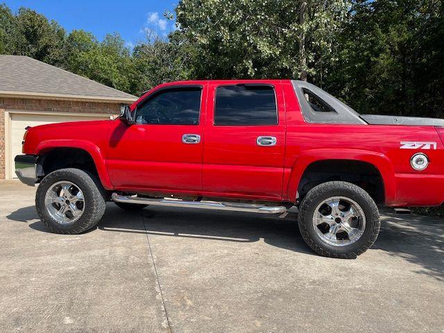 2003 Chevrolet Avalanche (CC-1889540) for sale in Hobart, Indiana