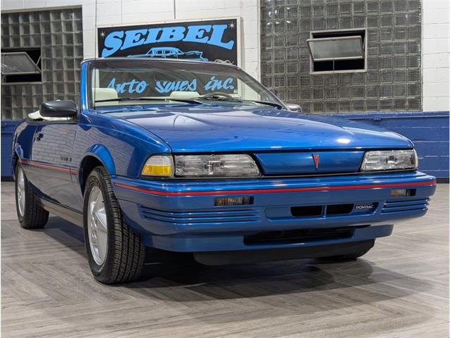 1992 Pontiac Sunbird (CC-1891484) for sale in Greensboro, North Carolina