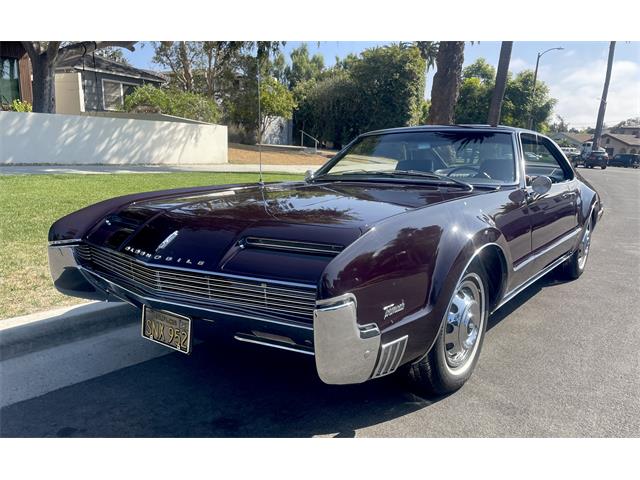 1966 Oldsmobile Toronado (CC-1890212) for sale in Los Angeles, California