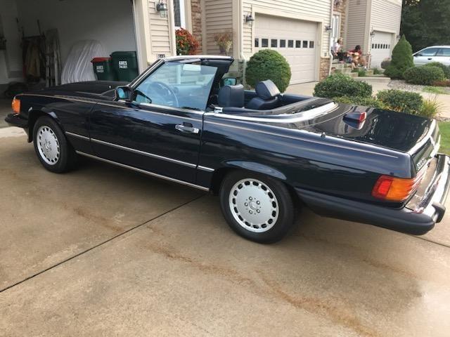 1986 Mercedes-Benz 560SL (CC-1890279) for sale in Cadillac, Michigan