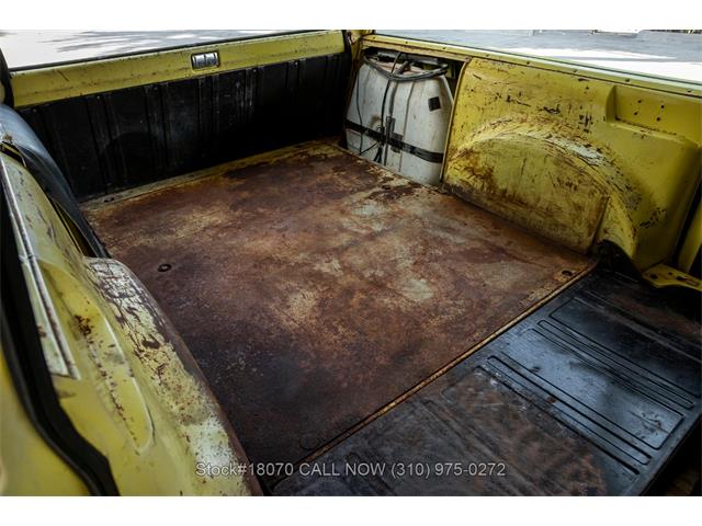 1975 International Harvester Travelall (CC-1892858) for sale in Beverly Hills, California