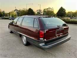 1992 Oldsmobile Custom Cruiser (CC-1893876) for sale in Arlington Heights, Illinois