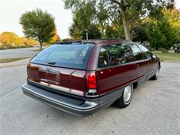 1992 Oldsmobile Custom Cruiser (CC-1893876) for sale in Arlington Heights, Illinois