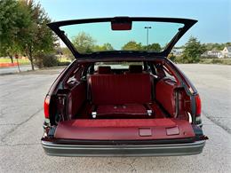1992 Oldsmobile Custom Cruiser (CC-1893876) for sale in Arlington Heights, Illinois