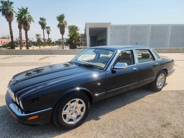 2003 Jaguar XJ8 (CC-1894826) for sale in Palm Springs, California