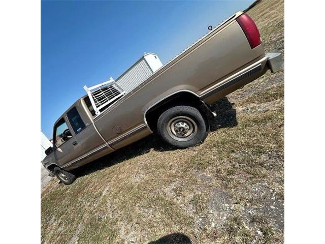 1997 Chevrolet C/K 2500 (CC-1895639) for sale in Cadillac, Michigan