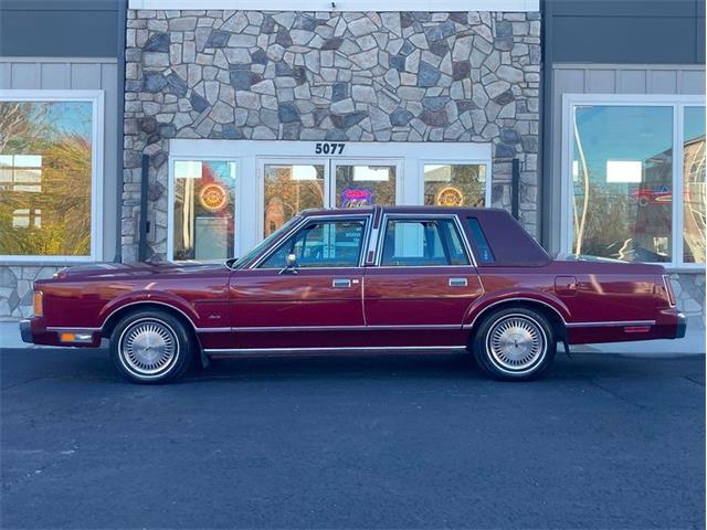 1989 Lincoln Town Car (CC-1895949) for sale in Depew, New York