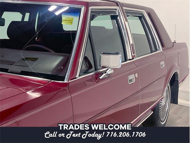 1989 Lincoln Town Car (CC-1895949) for sale in Depew, New York