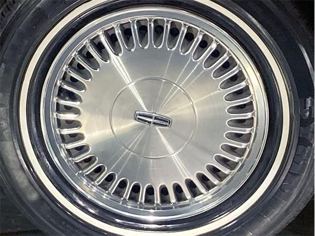 1989 Lincoln Town Car (CC-1895949) for sale in Depew, New York
