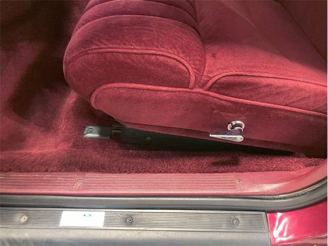 1989 Lincoln Town Car (CC-1895949) for sale in Depew, New York