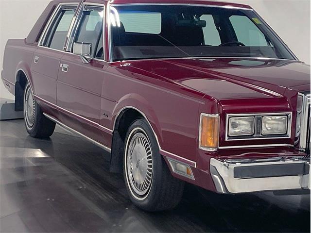 1989 Lincoln Town Car (CC-1895949) for sale in Depew, New York