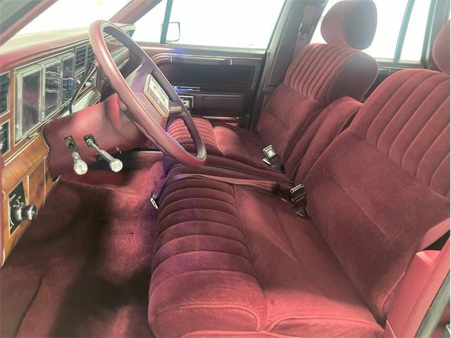 1989 Lincoln Town Car (CC-1895949) for sale in Depew, New York