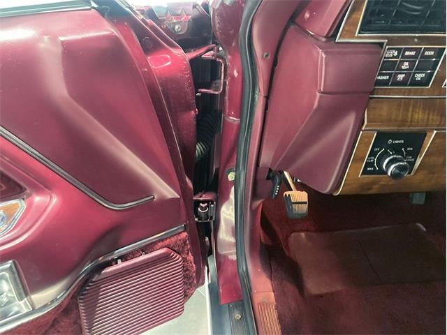 1989 Lincoln Town Car (CC-1895949) for sale in Depew, New York