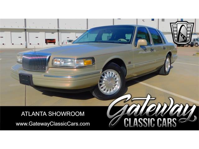 1996 Lincoln Town Car (CC-1898594) for sale in O'Fallon, Illinois